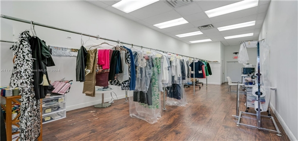 MIAMI Miami Florida, 33196 | beautiful dry clean and alteration