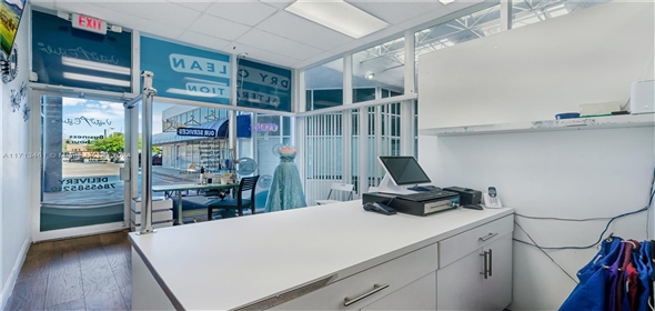 MIAMI Miami Florida, 33196 | beautiful dry clean and alteration