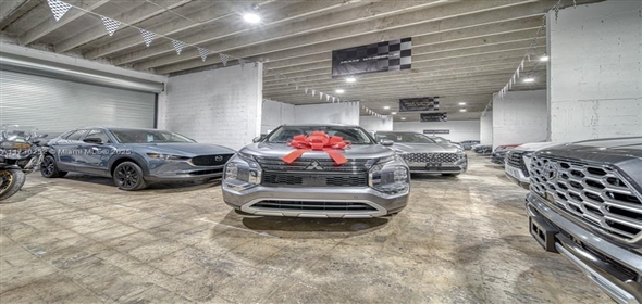 Miami Miami Florida, 33166 | Beautiful Dealership and Wholesaler