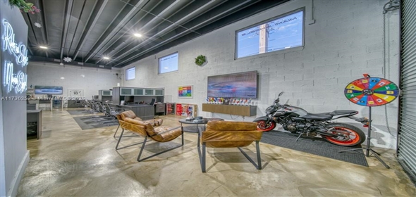 Miami Miami Florida, 33166 | Beautiful Dealership and Wholesaler