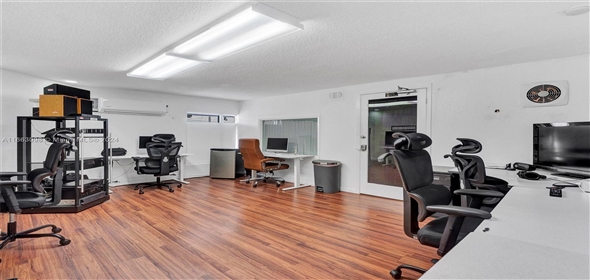 5701 NW 74th Ave Miami Florida, 33166 | Beautiful Broadcast Television ,Recording Studio