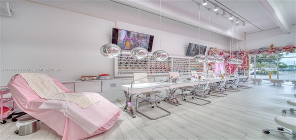 HIALEAH Hialeah Florida, 33018 | Beauty Nail Salon