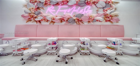 HIALEAH Hialeah Florida, 33018 | Beauty Nail Salon