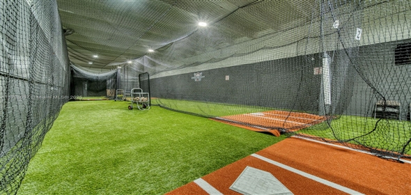 Doral Doral Florida, 33166 | Indoor Baseball Batting Cage