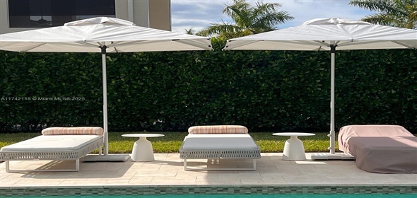 MIAMI Miami Florida, 33155 | Beautiful Luxury Outdoor Furniture