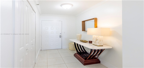 6061 Collins Ave # 9F Miami Florida, 33140 | Beautiful Condo