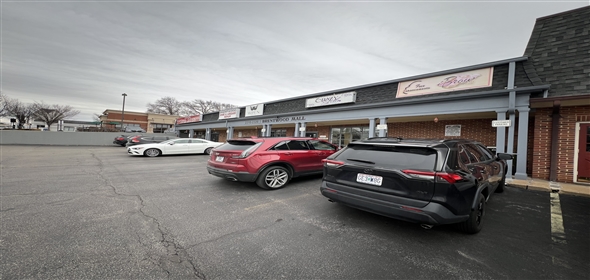 2326 S. Brentwood Blvd Brentwood Missouri, 63144 | Boutique Retail/Office For Lease |578 SF | High Traffic Corridor-Brentwood Blvd