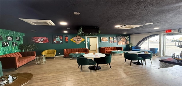 2308 EUBANK Boulevard NE Albuquerque New Mexico, 87112 | The Lounge