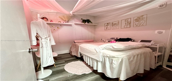 19790 W Dixie Hwy #304 Aventura Florida, 33180 | Beautiful Office