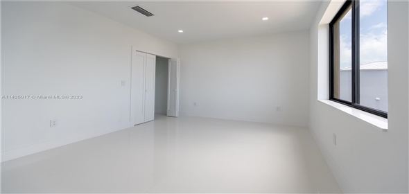94825 S OVERSEAS HWY #51 , KEY LARGO OCEAN RESORT CO Cross Key Florida, 33037 | Spectacular Single Family Home