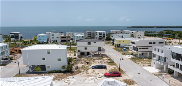94825 S OVERSEAS HWY #51 , KEY LARGO OCEAN RESORT CO Cross Key Florida, 33037 | Spectacular Single Family Home