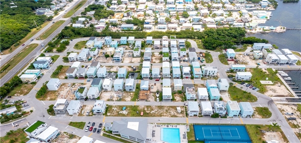 94825 S OVERSEAS HWY #51 , KEY LARGO OCEAN RESORT CO Cross Key Florida, 33037 | Spectacular Single Family Home