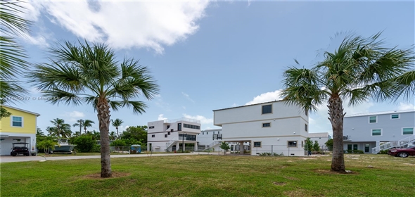 94825 S OVERSEAS HWY #51 , KEY LARGO OCEAN RESORT CO Cross Key Florida, 33037 | Spectacular Single Family Home