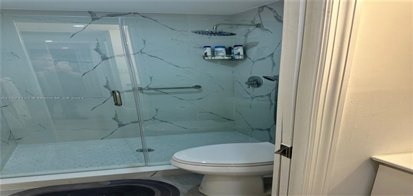 1980 S Ocean Dr # MZH Hallandale Beach Florida, 33009 | Sophisticated Single Family Home