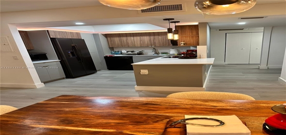 1980 S Ocean Dr # MZH Hallandale Beach Florida, 33009 | Sophisticated Single Family Home