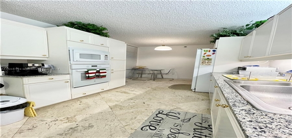 8855 Collins Ave # 5G Surfside Florida, 33154 | Beautiful Condo