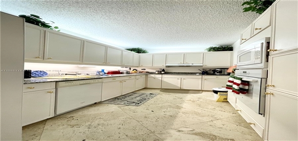 8855 Collins Ave # 5G Surfside Florida, 33154 | Beautiful Condo