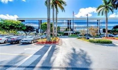 FULL SERVICE EXECUTIVE OFFICES