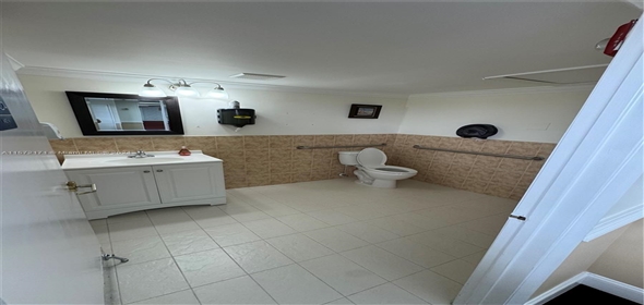 10550 NW 77 Ct # 213 , HIALEAH GARDENS Virginia Gardens Florida, 33166 | Commercial Property