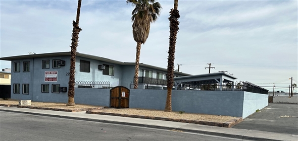 2592 Sherwood St. Las Vegas Nevada, 89109 | 22-unit Apartment Complex - Seller Financing Available!