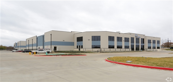 5260 Valley View Lane Irving Texas, 75038 | STUNNING COMMERCIAL OFFICE SPACE