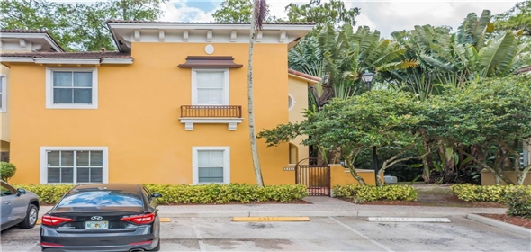 3481 Merrick Ln # 301 Margate Florida, 33063 | Gorgeous townhouse