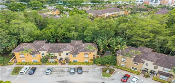 3481 Merrick Ln # 301 Margate Florida, 33063 | Gorgeous townhouse