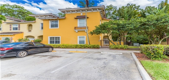 3481 Merrick Ln # 301 Margate Florida, 33063 | Gorgeous townhouse