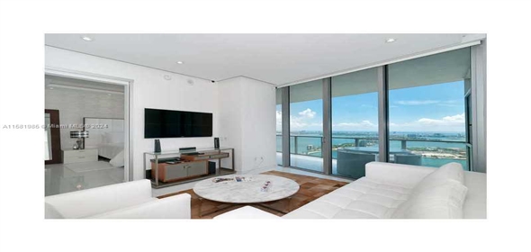 1100 Biscayne Bl # 5704 Miami Florida, 33131 | Beautiful condo