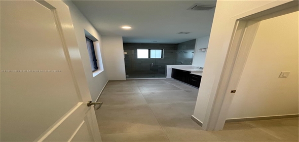 13624 SW 158th Ave, # 1364 Miami Florida, 33196 | Beautiful Townhouse