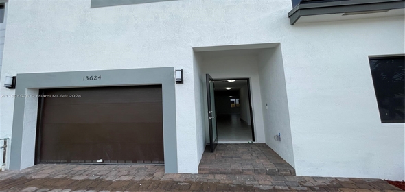 13624 SW 158th Ave, # 1364 Miami Florida, 33196 | Beautiful Townhouse