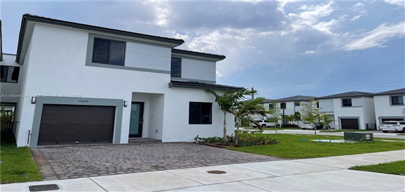 13624 SW 158th Ave, # 1364 Miami Florida, 33196 | Beautiful Townhouse