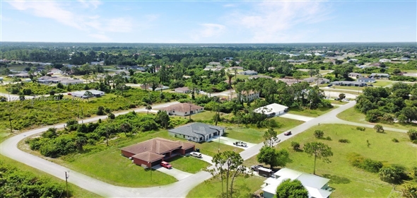 377 Carrillon Ave S, # 377 Lehigh Acres Florida, 33974 | Spectacular multifamily home