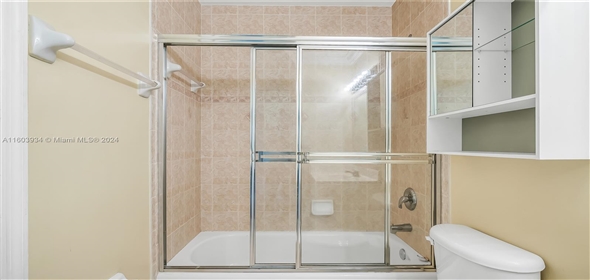 120 Jacaranda Country Club Dr # 206 Plantation Florida, 33324 | Beautiful Condo