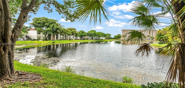120 Jacaranda Country Club Dr # 206 Plantation Florida, 33324 | Beautiful Condo