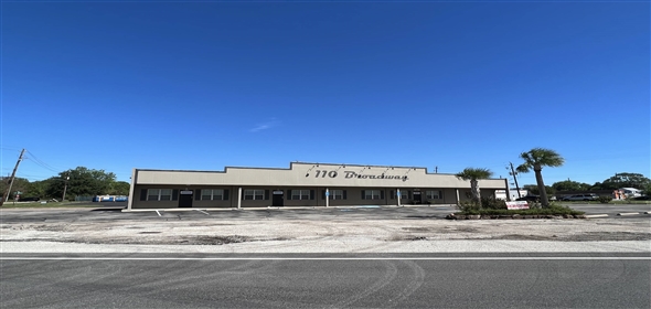 110 N Broadway St, La Porte Texas, 77571 | LA PORTE OFFICE/RETAIL COMPLEX