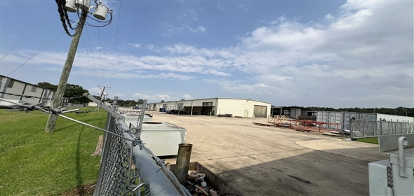 12080 FM 3083 Conroe Texas, 77301 | INDUSTRIAL WAREHOUSE IN CONROE