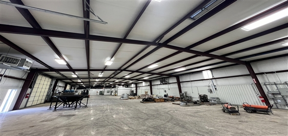 12080 FM 3083 Conroe Texas, 77301 | INDUSTRIAL WAREHOUSE IN CONROE