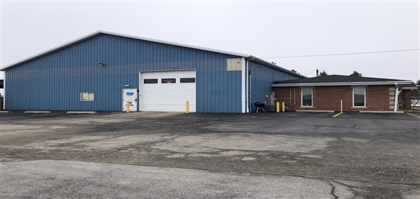 825 E North St Elburn Illinois, 60119 | Beautiful Commercial property