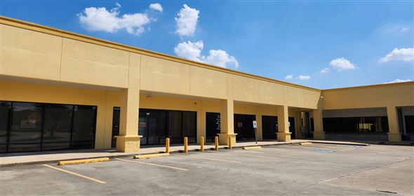 12740 East Fwy Houston Texas, 77015 | Normandy Woods Plaza Shopping Center