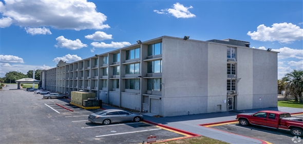 911 E Oglethorpe Blvd Albany Georgia, 31705 | Multifamily / Holiday Inn Conversion Opportunity