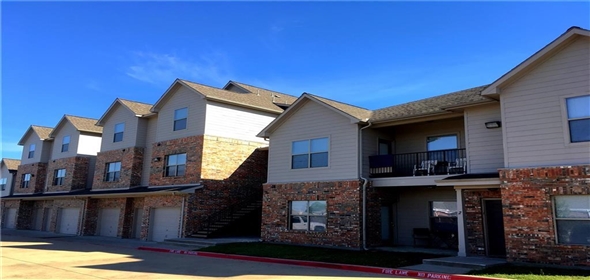 101 S Alabama Street, Celina, Texas 75009 Celina Texas, 75009 | For Lease: 2bd Townhome in Celina!