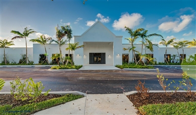 Splendid Commercial Building