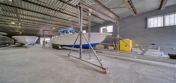 1 Opa Locka Florida, 33054 | Boat Manufacturing Business