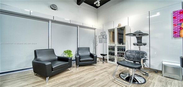 Fontainebleau Miami Florida, 33126 | Full-Service Beauty Salon