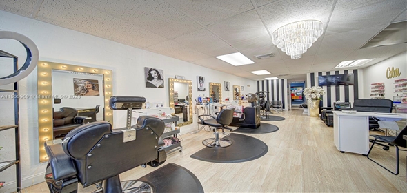 1 Westchester Florida, 33165 | Full-Service Beauty Salon