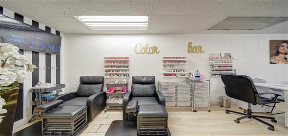 1 Westchester Florida, 33165 | Full-Service Beauty Salon