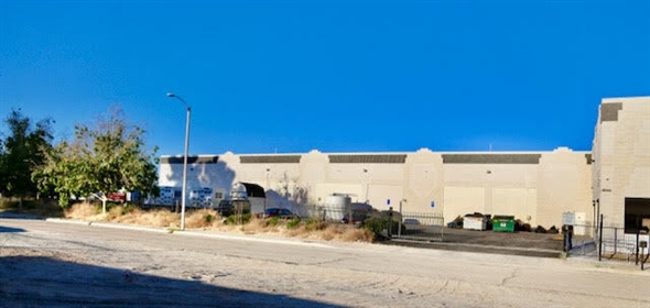 42144 8th Street East, Lancaster California, 93535 | State-of-the-Art Commercial Warehouse and Cannabis Cultivation Facility