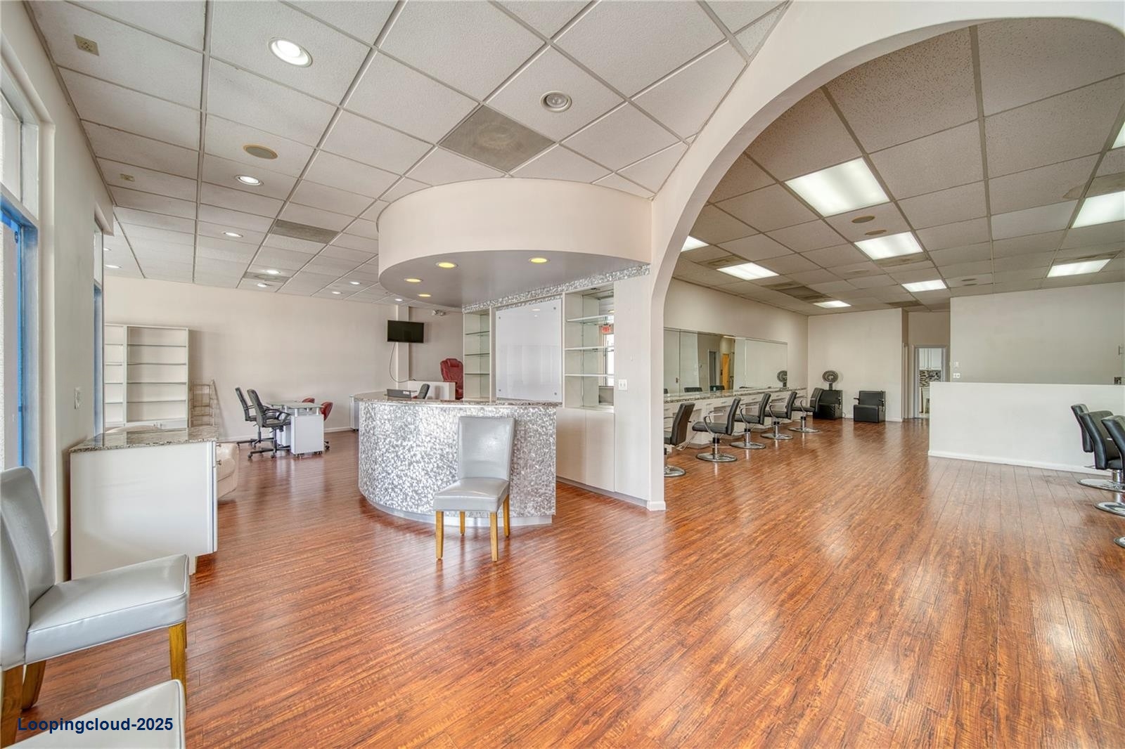 Full-Service Beauty Salon