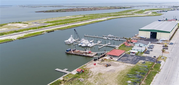 322 Huff St Aransas Pass Texas, 78336 | Redfish Bay Boat House